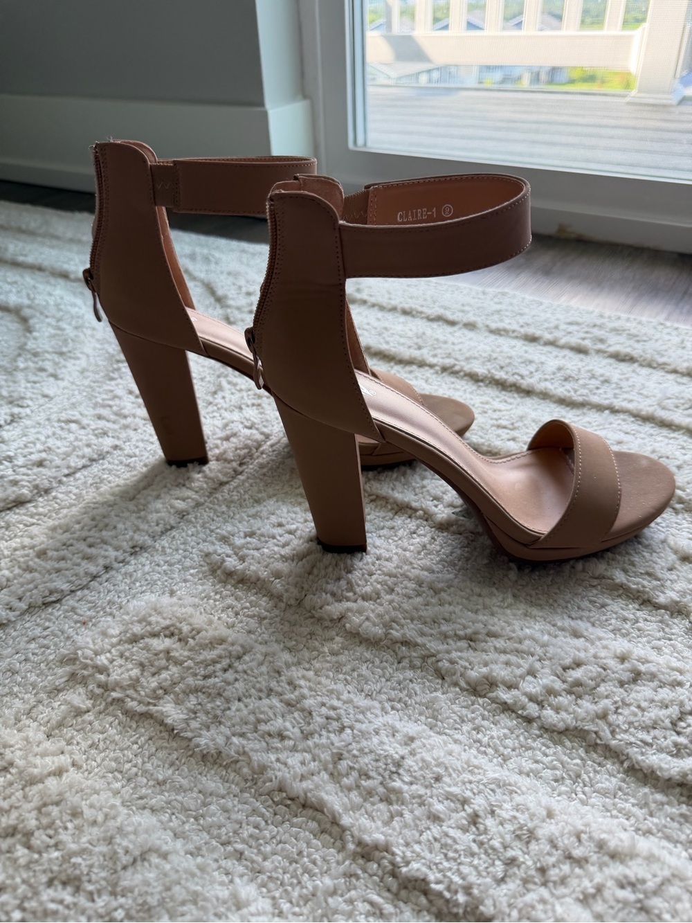 Women’s Ankle Strap Block Heel Sandals - Nude